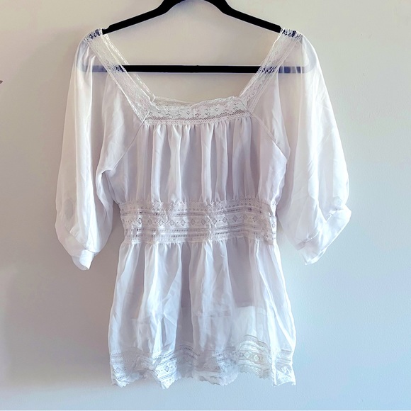 White babydoll blouse top with lace detail - Picture 1 of 4